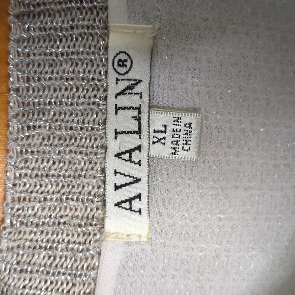 AVALIN* size XL sparkling fooler sweater 3/4 sleeve textured stitch front detail - Picture 9 of 9